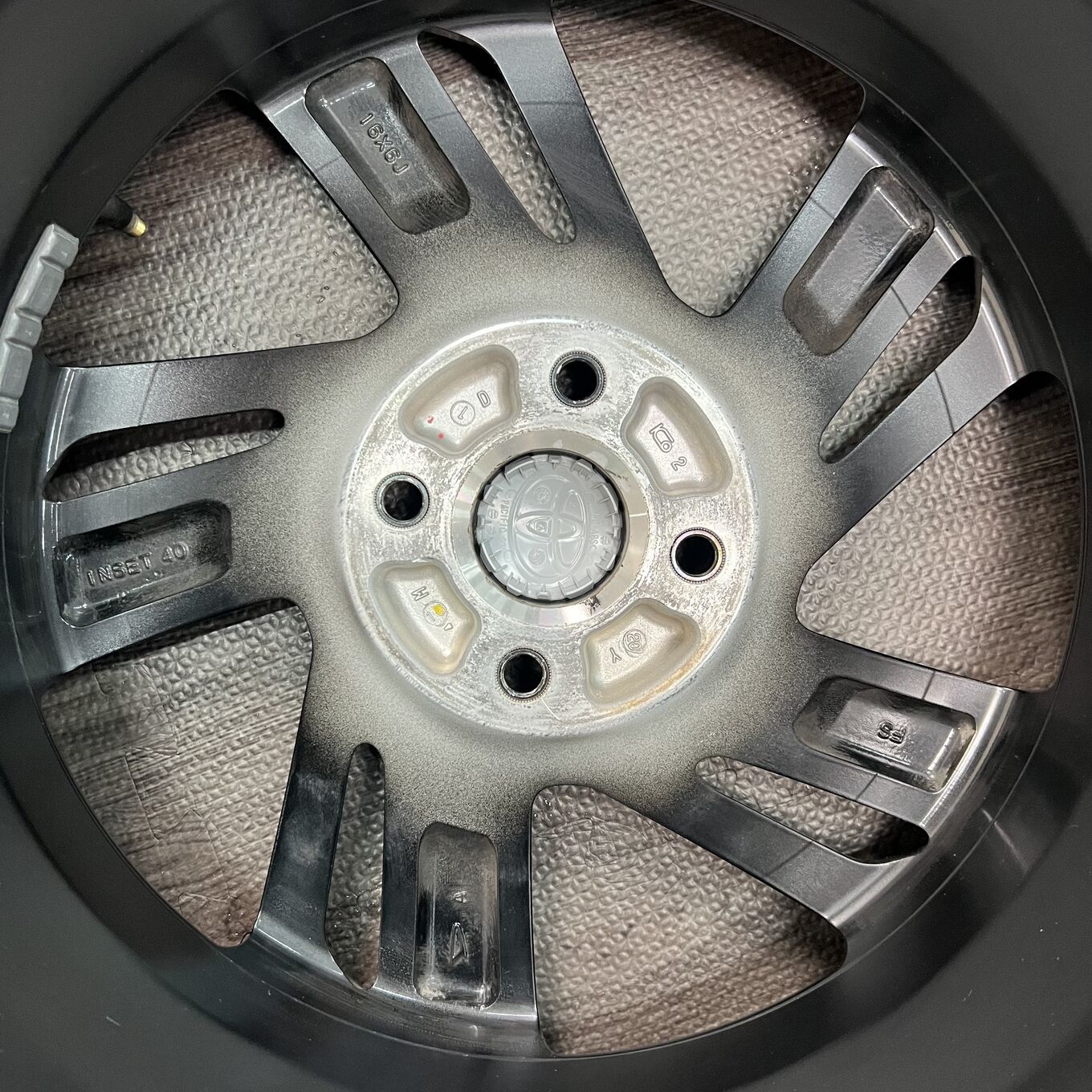 Toyota 16 Inches Goodyear 195/65R16 #465S40925