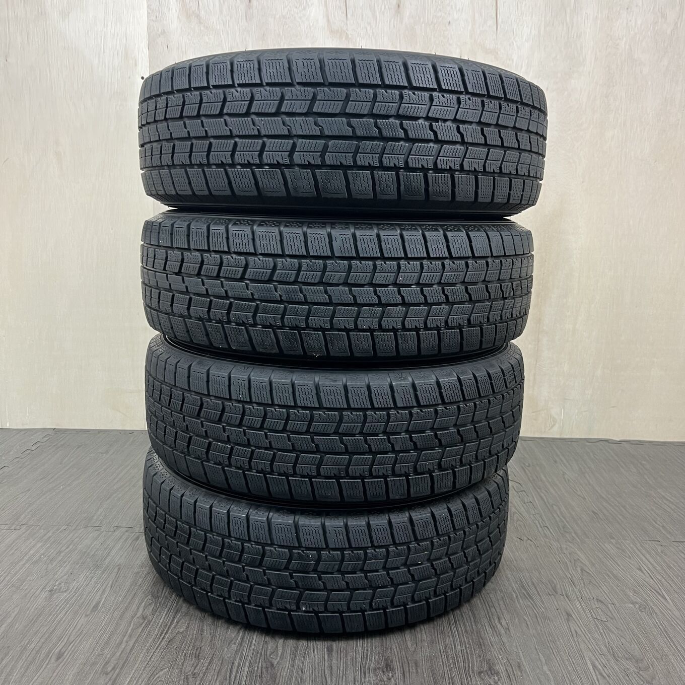 Toyota 16 Inches Goodyear 195/65R16 #465S40925