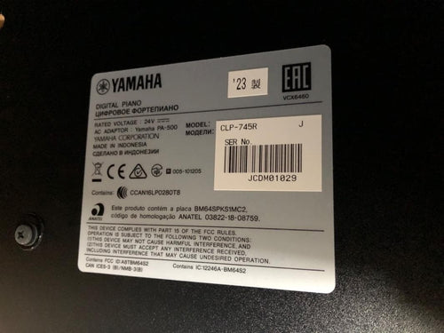 Yamaha Keyboards Digital Pianos 88909 Clp745R 23