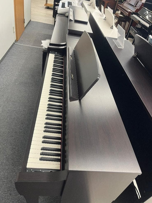 Yamaha Keyboards Digital Pianos 88909 Clp745R 23