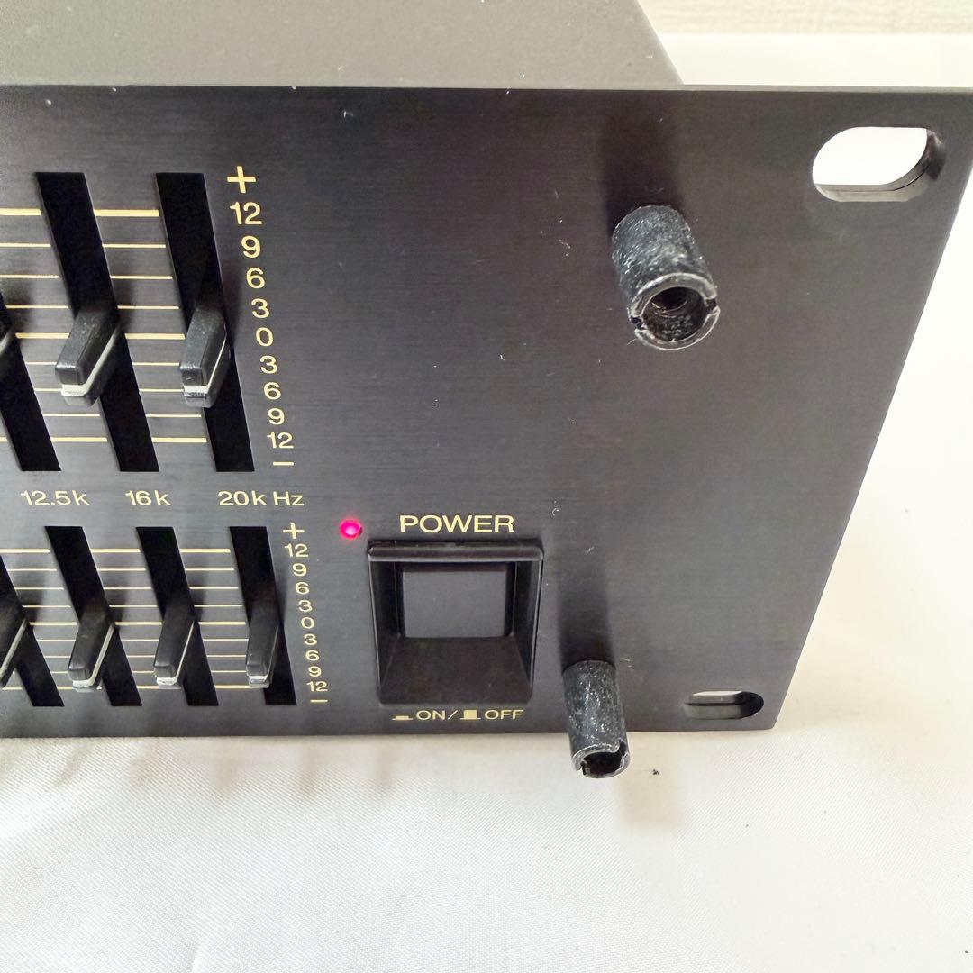 Yamaha Equalizers Q2031B