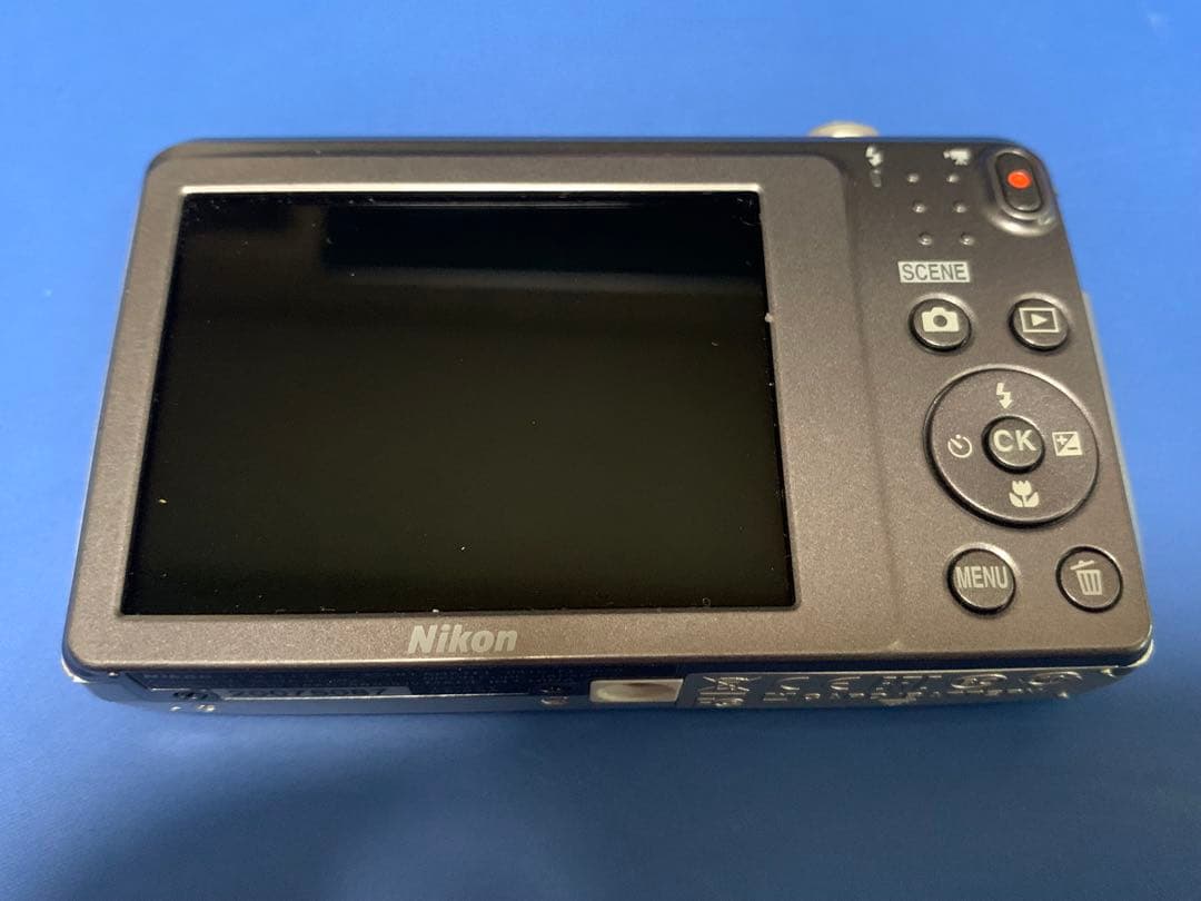 Compact Digital Cameras Nikon S3700