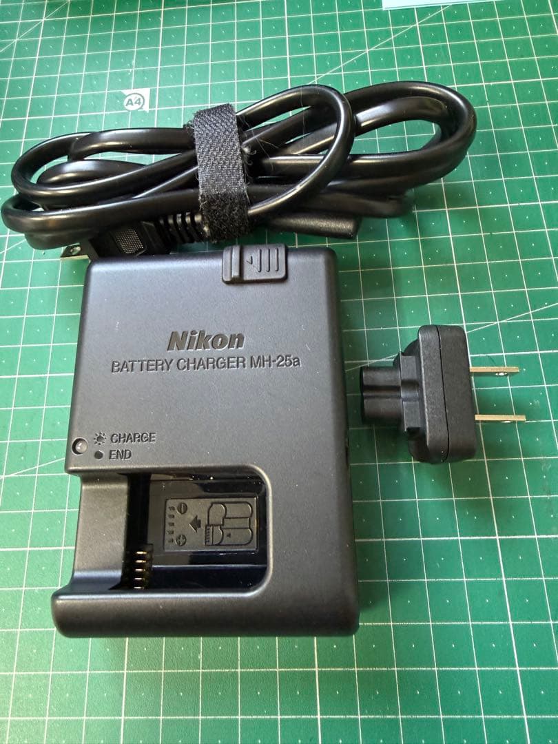 Nikon Digital Camera Chargers Mh-25A