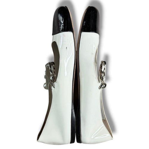 Miu Flats