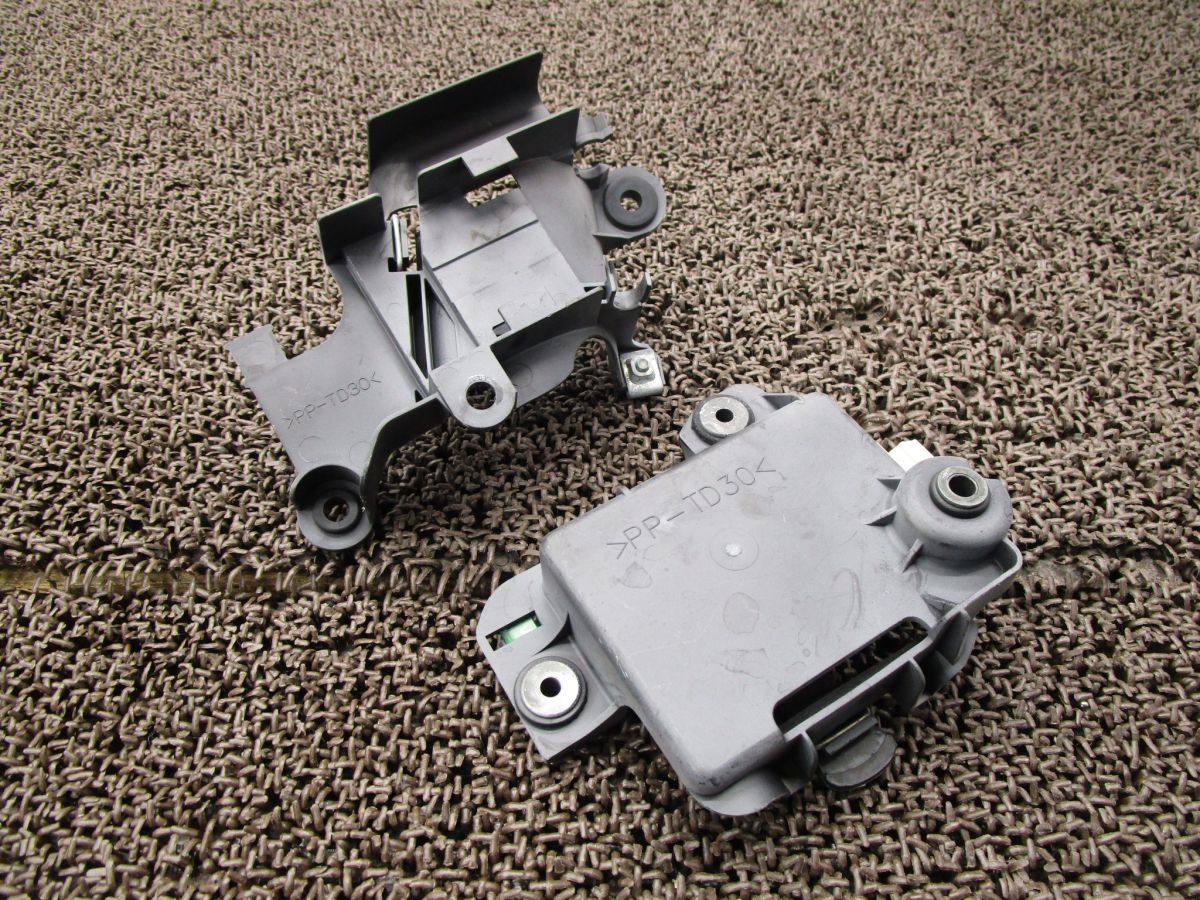Yamaha Others Sr400 B5755 Rh03J H329E Fi