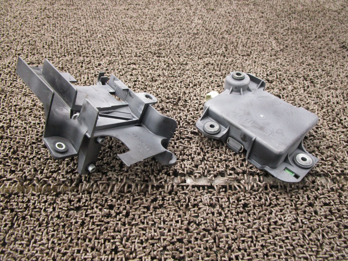 Yamaha Others Sr400 B5755 Rh03J H329E Fi