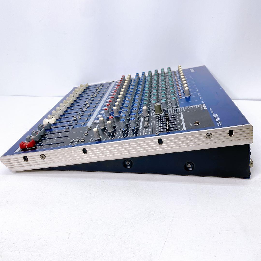 Yamaha Analog Mixers Mg16/6Fx B026
