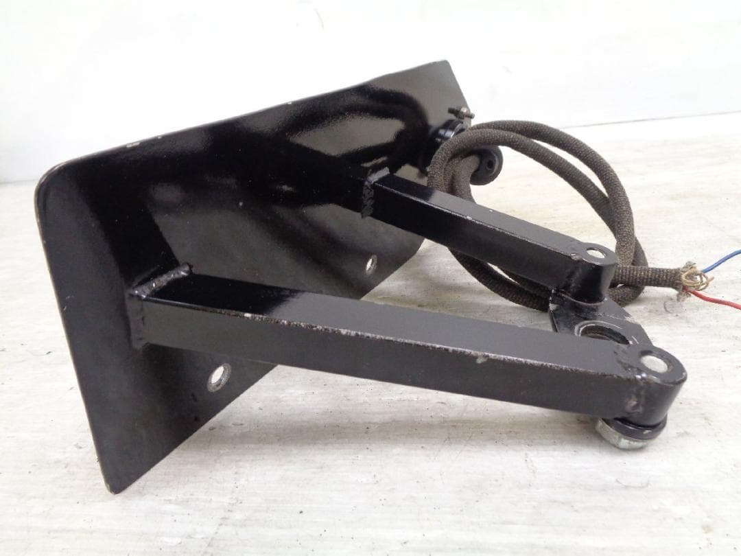 License Plate Holders W650 W400