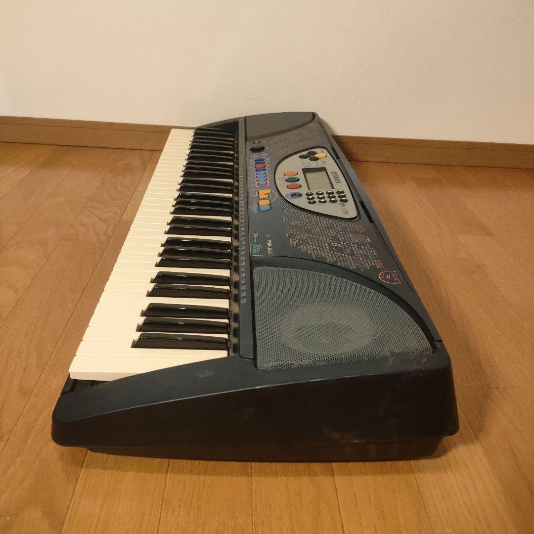 Yamaha Keyboard Electronic Piano Psr-J20C