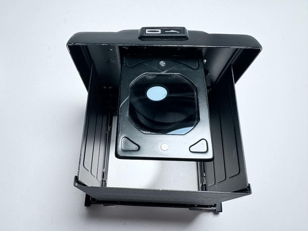 Mamiya Large -Size Medium Format Camera (Film) Rb67