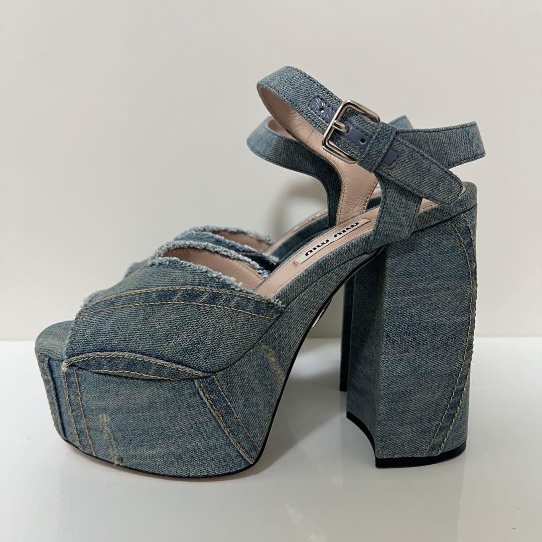 Miu Sandals