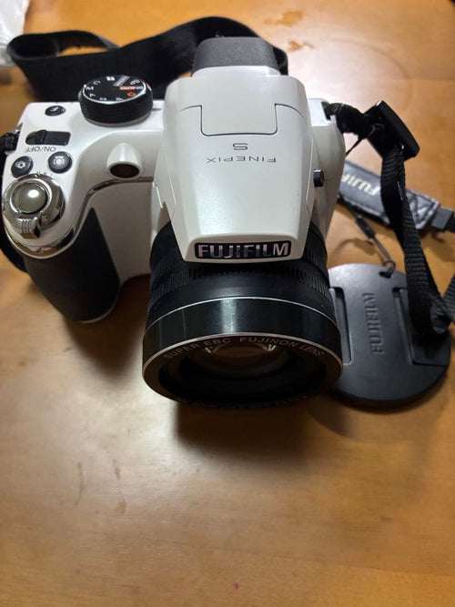 Compact Digital Cameras Fujifilm Finepix S4500