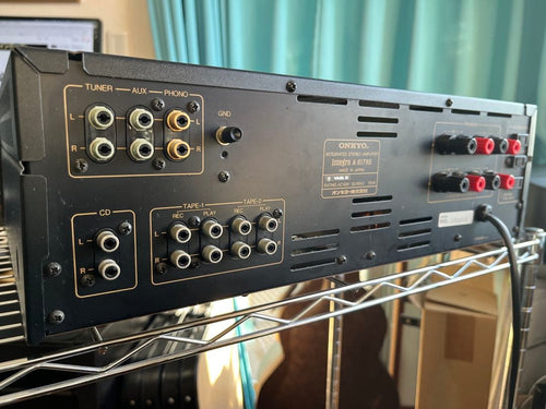 Integrated Amplifiers Onkyo Integra A-817Rs