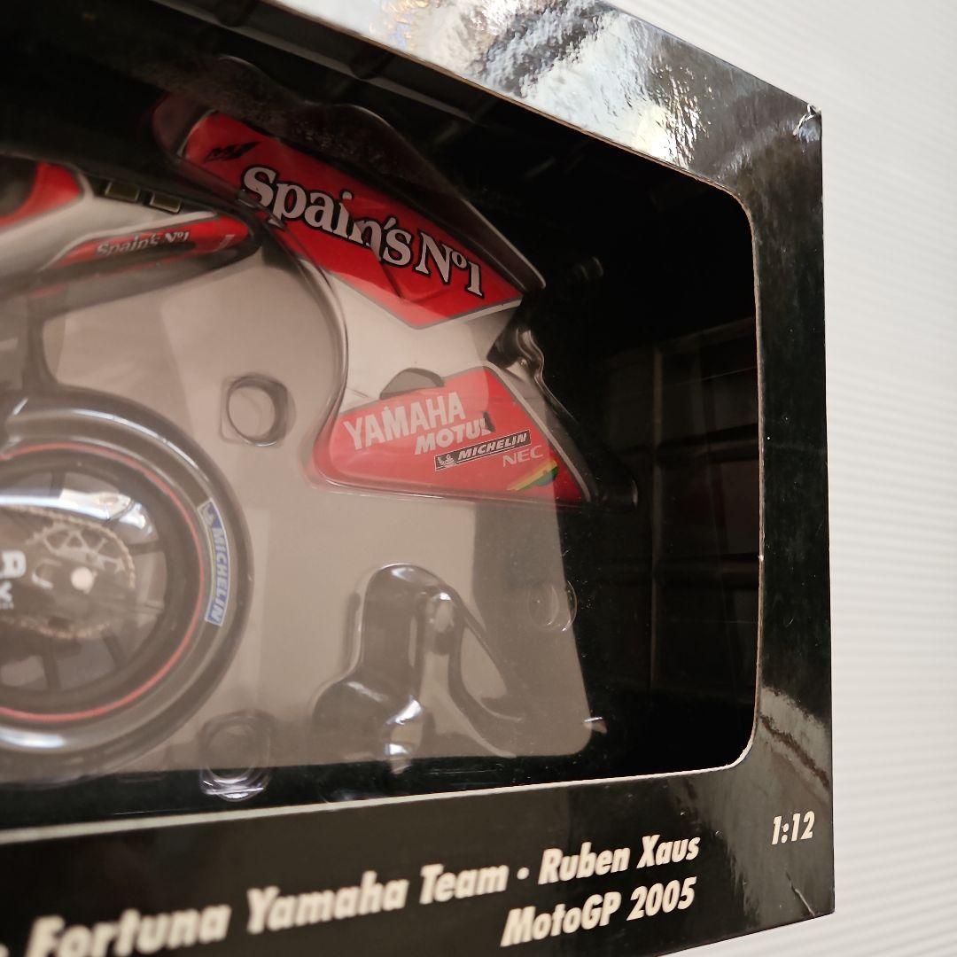 Minichamps Motorcycles 1/12 Minichanps Yamaha Yzr M1