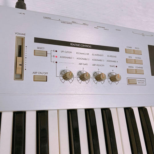Korg Modular Synthesizer 61 Triton Le61