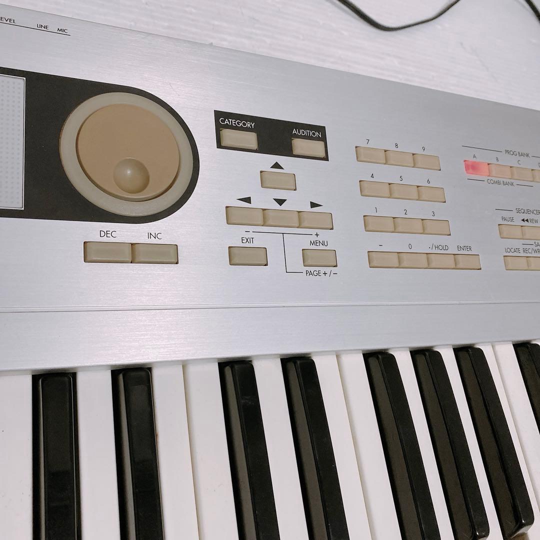 Korg Modular Synthesizer 61 Triton Le61