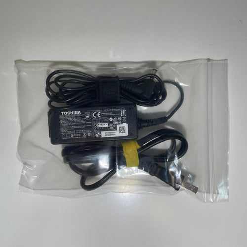 Toshiba Windows Notebook Body 7 Dynabookt75/Dg I7-7500U Ssd480G M8G