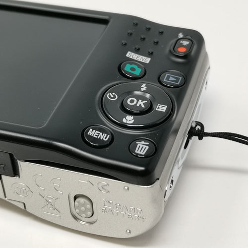 Nikon Compact Digital Camera Coolpix L26 Sd Kkvnko4801