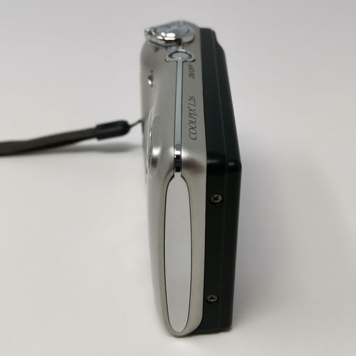 Nikon Compact Digital Camera Coolpix L26 Sd Kkvnko4801