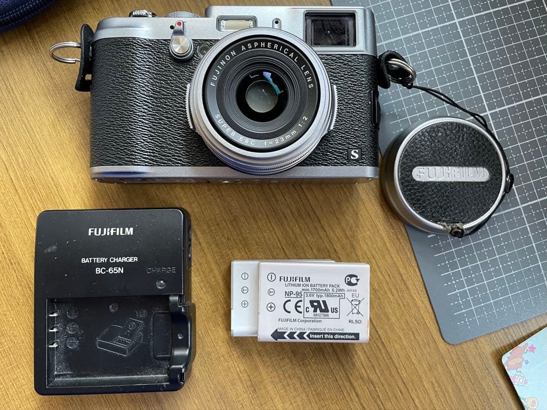 Video Camera Body Fujifilm X100S