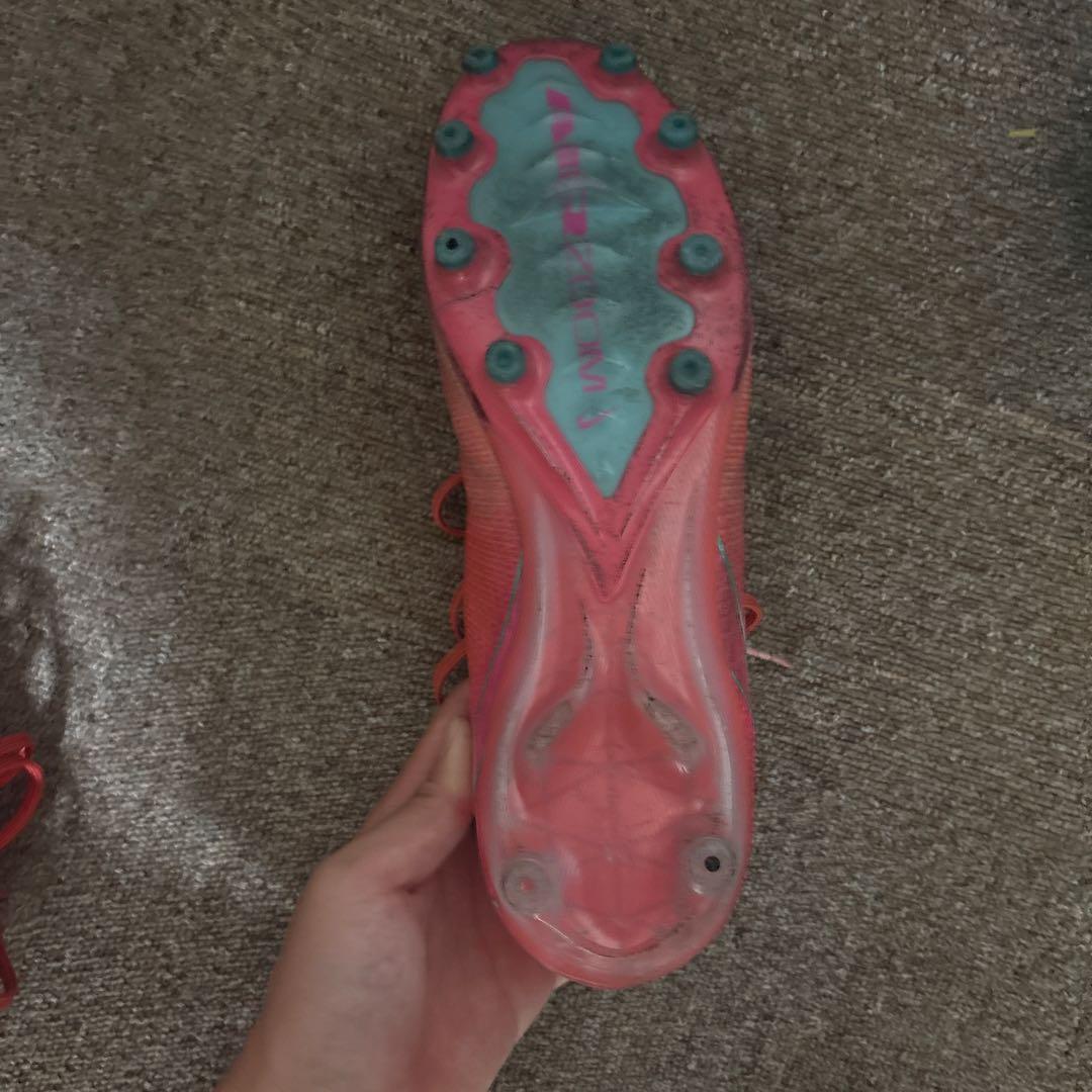 Nike Soccer Cleats Spikes Mercurial