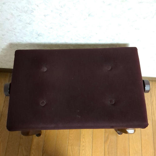 Yamaha Chairs
