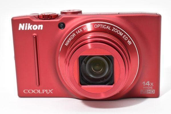 Nikon Compact Digital Camera Cooipix S8200 #784
