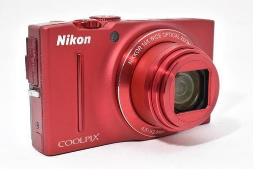 Nikon Compact Digital Camera Cooipix S8200 #784