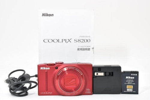 Nikon Compact Digital Camera Cooipix S8200 #784