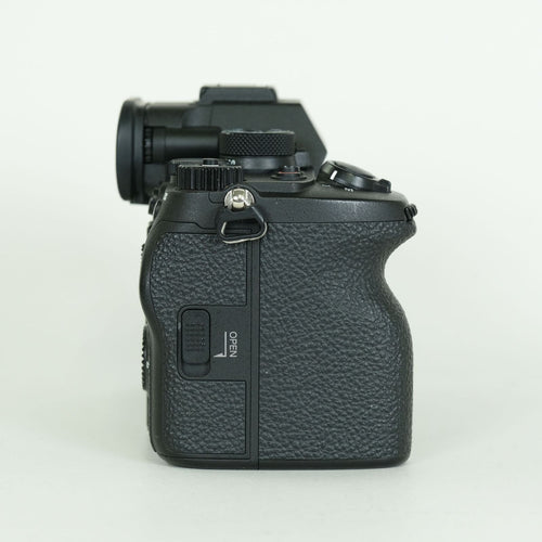 Sony Mirrorless Interchangeable Lips 7R V Ilce-7Rm5 E