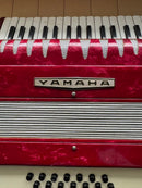 Yamaha Accordions 8905 32 21