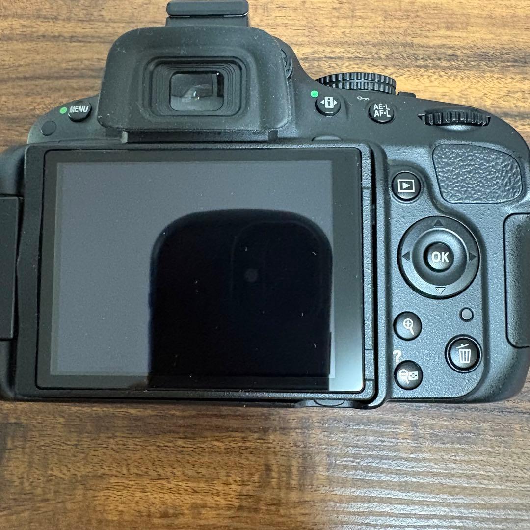 Nikon Digital Slrs D5100 18-55Mm