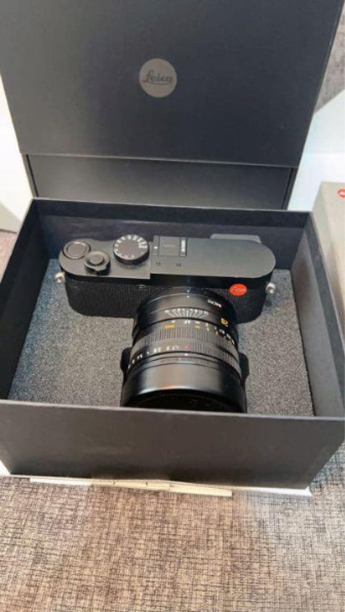 Leica Compact Digital Cameras Q2 Black 36.0 X 24.0 Mm (Dsc): Sdxc Mpeg4 400 4K