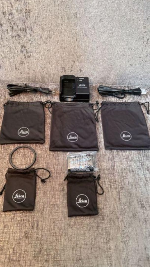 Leica Compact Digital Cameras Q2 Black 36.0 X 24.0 Mm (Dsc): Sdxc Mpeg4 400 4K