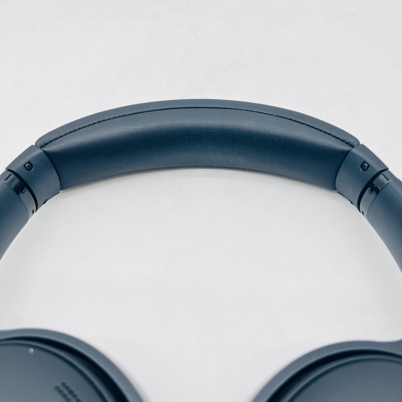Bose Wireless Headphones Quietcomfort Bluetooth 24 884367-010R