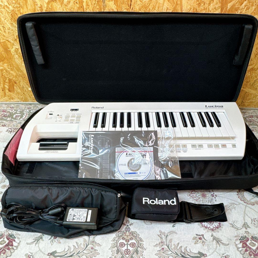 Other Roland Lucina Ax-09