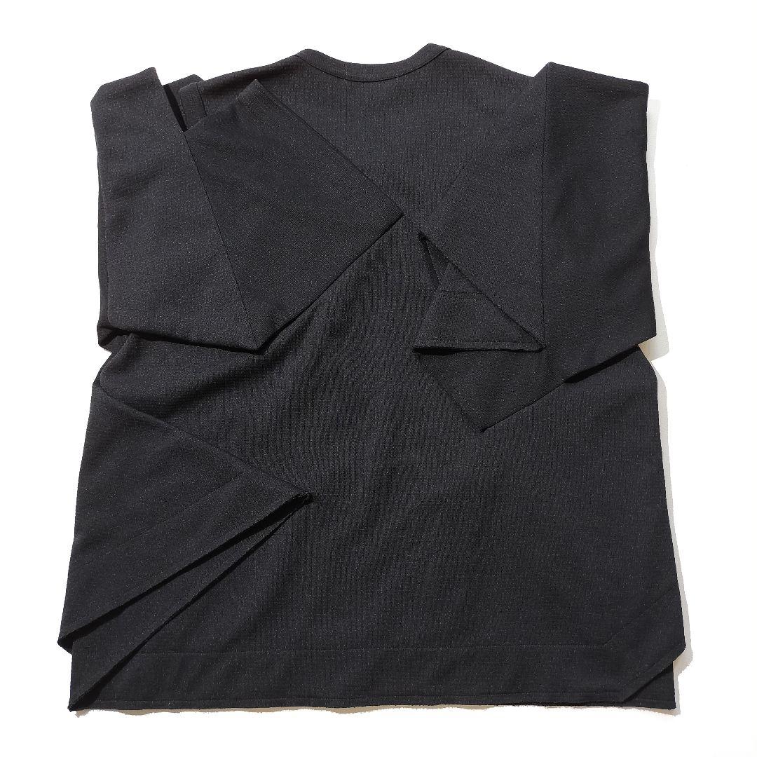 Comme Des Garcons Short-Sleeve 2023