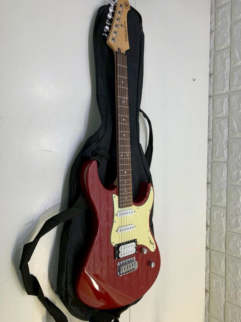 Yamaha Electric Guitar 441 Pac112V