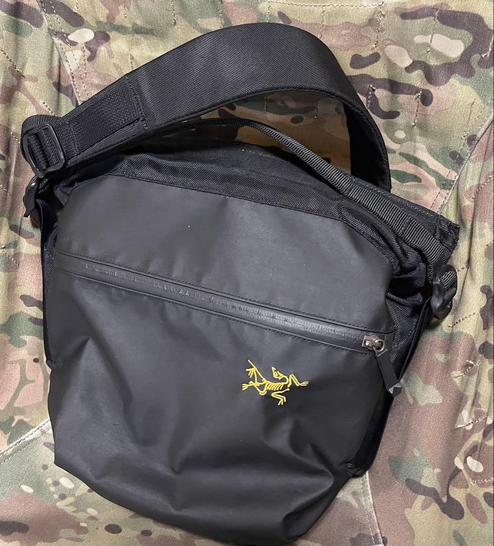 Arc'Teryx Shoulder Bags 8 Black