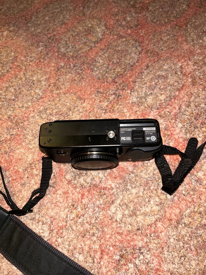Fujifilm Mirrorless Interchangeable Lips X-E1