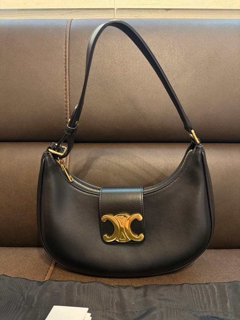 Celine Shoulder Bags Ava