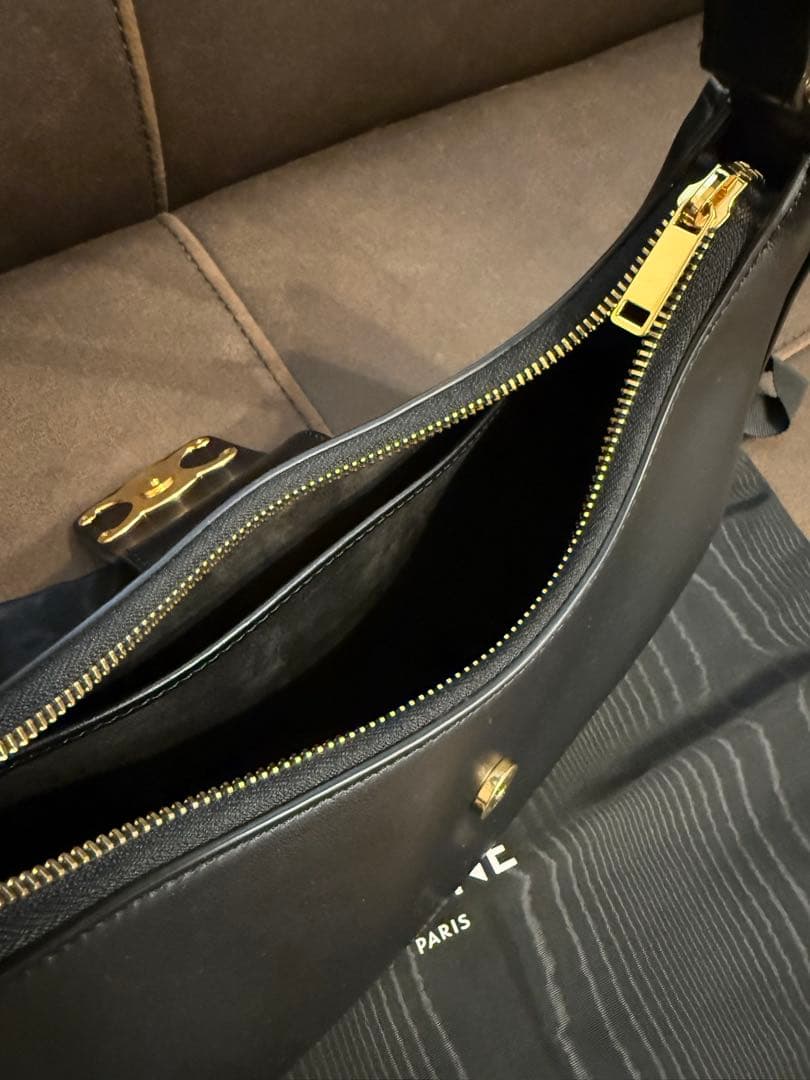 Celine Shoulder Bags Ava