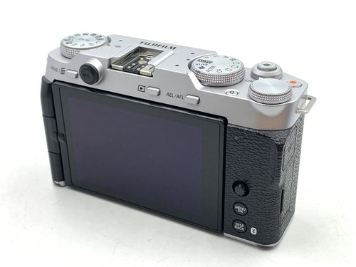 Mirrorless Interchangeable Lips X-M5