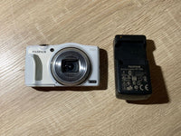 Compact Digital Camera 1881 Fujifilm Finepix F800Exr