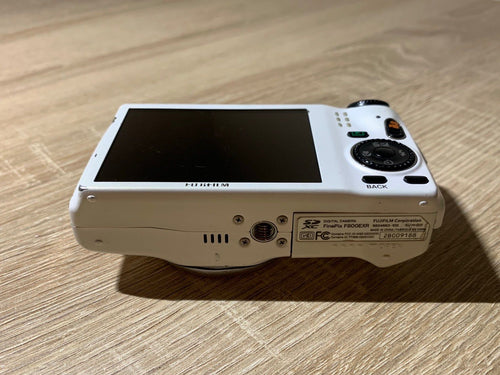 Compact Digital Camera 1881 Fujifilm Finepix F800Exr