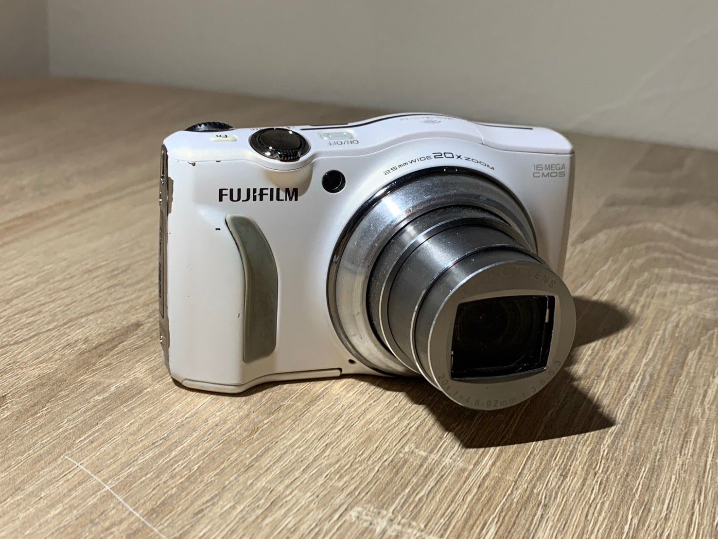 Compact Digital Camera 1881 Fujifilm Finepix F800Exr