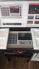 Akai Professional Sampler Mpc Live Ii Special Retro Edition