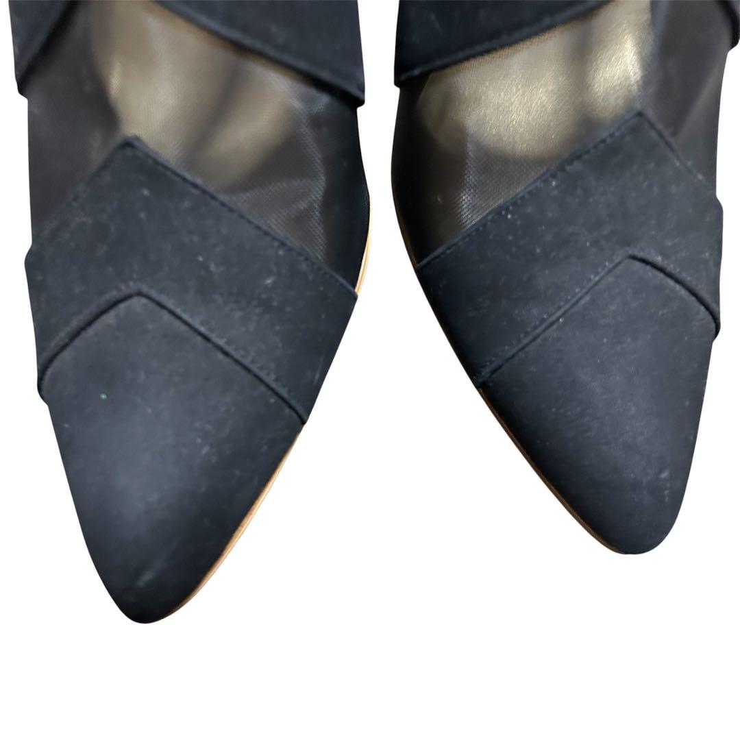 Yves Saint Laurent Sandals