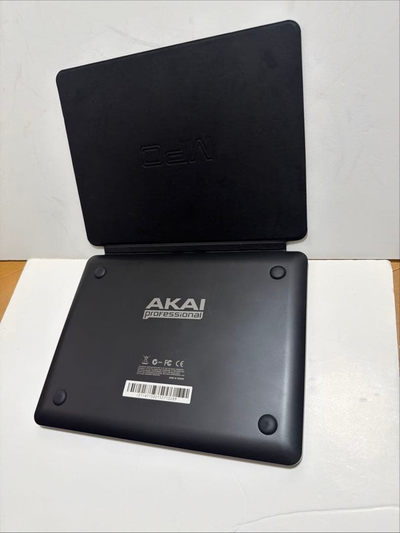 Akai Professional Midi Keyboards Pads Mpc Element
