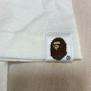 Een badende aap T-shirts symbool T M